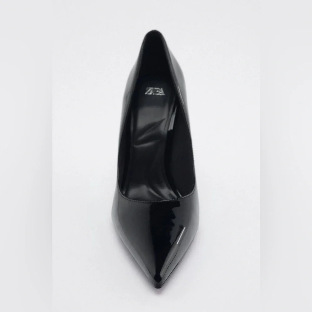 NWT. Zara Black Patent Effect High Heel Pumps. Size 9.